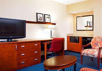 Hotel Courtyard By Marriott Drive Huntsville